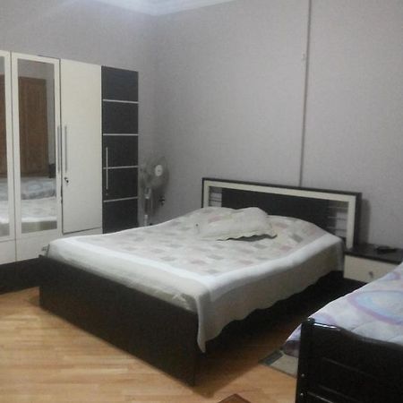 Guesthouse Zeinabi Tbiliszi Kültér fotó