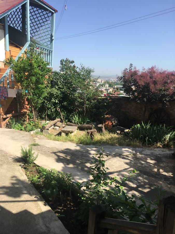 Guesthouse Zeinabi Tbiliszi Kültér fotó