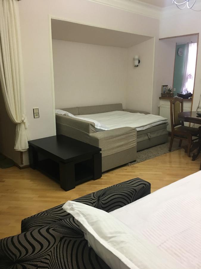 Guesthouse Zeinabi Tbiliszi Kültér fotó